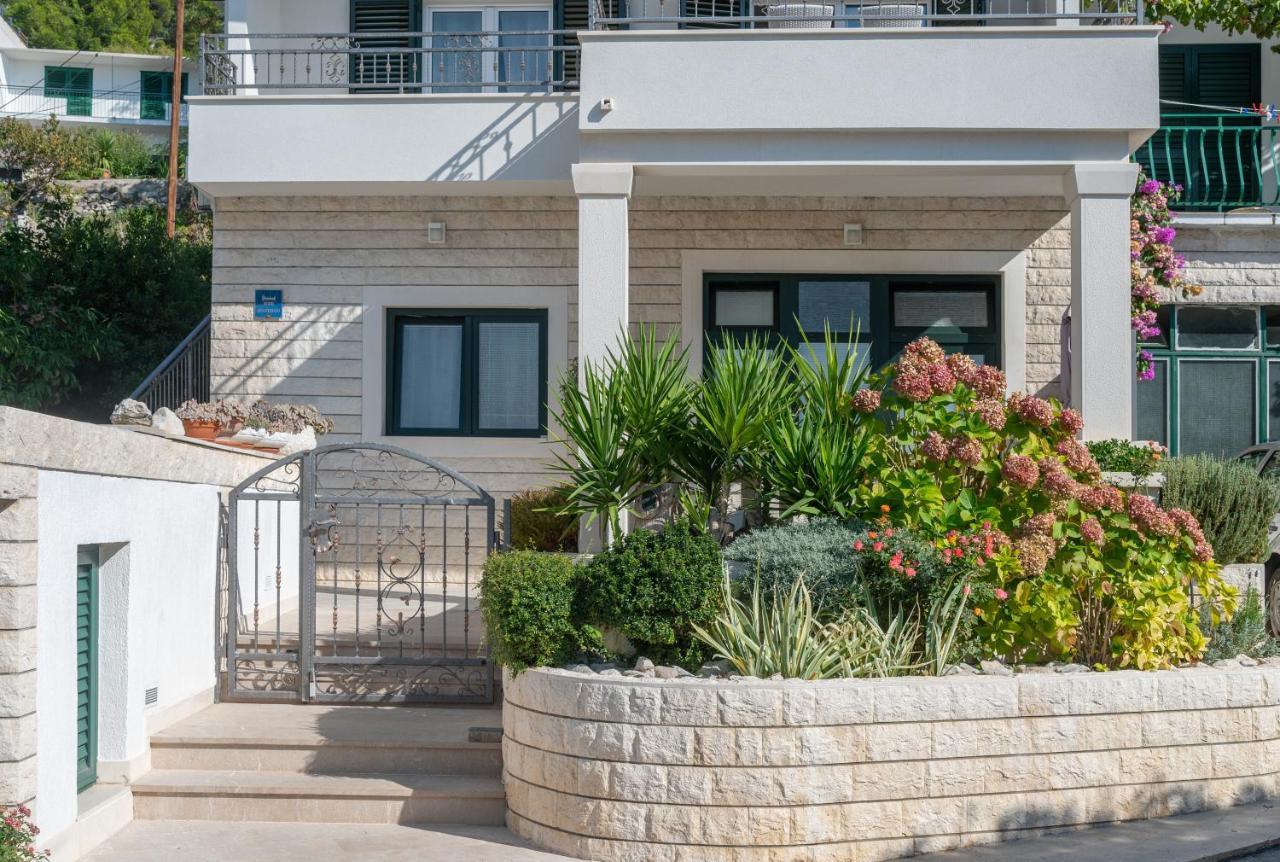 Apartments Talija ตราสนิสเซ ภายนอก รูปภาพ