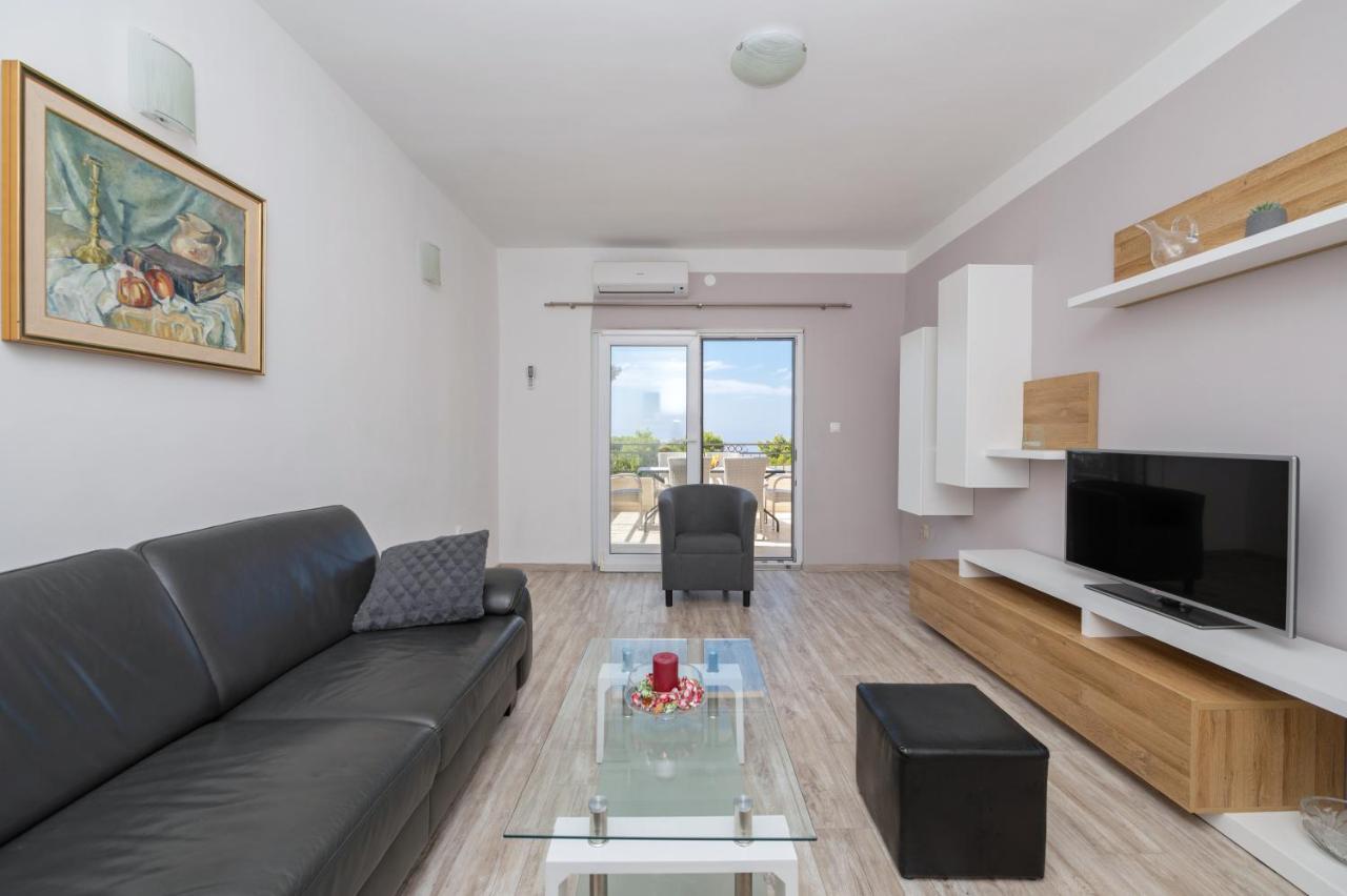 Apartments Talija ตราสนิสเซ ภายนอก รูปภาพ