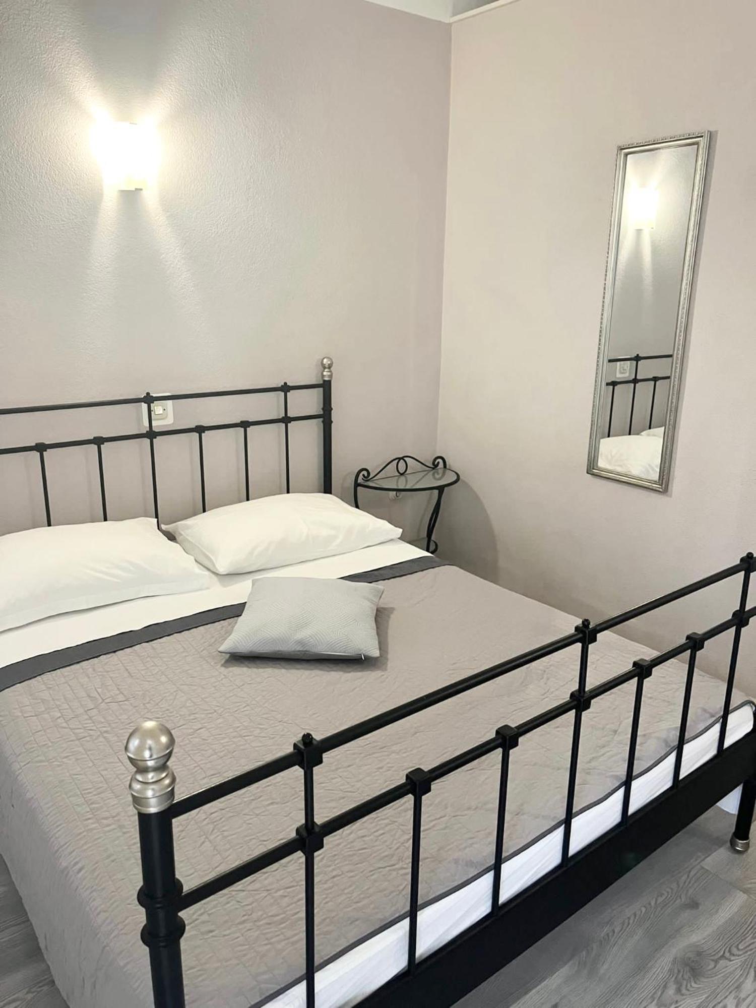 Apartments Talija ตราสนิสเซ ห้อง รูปภาพ